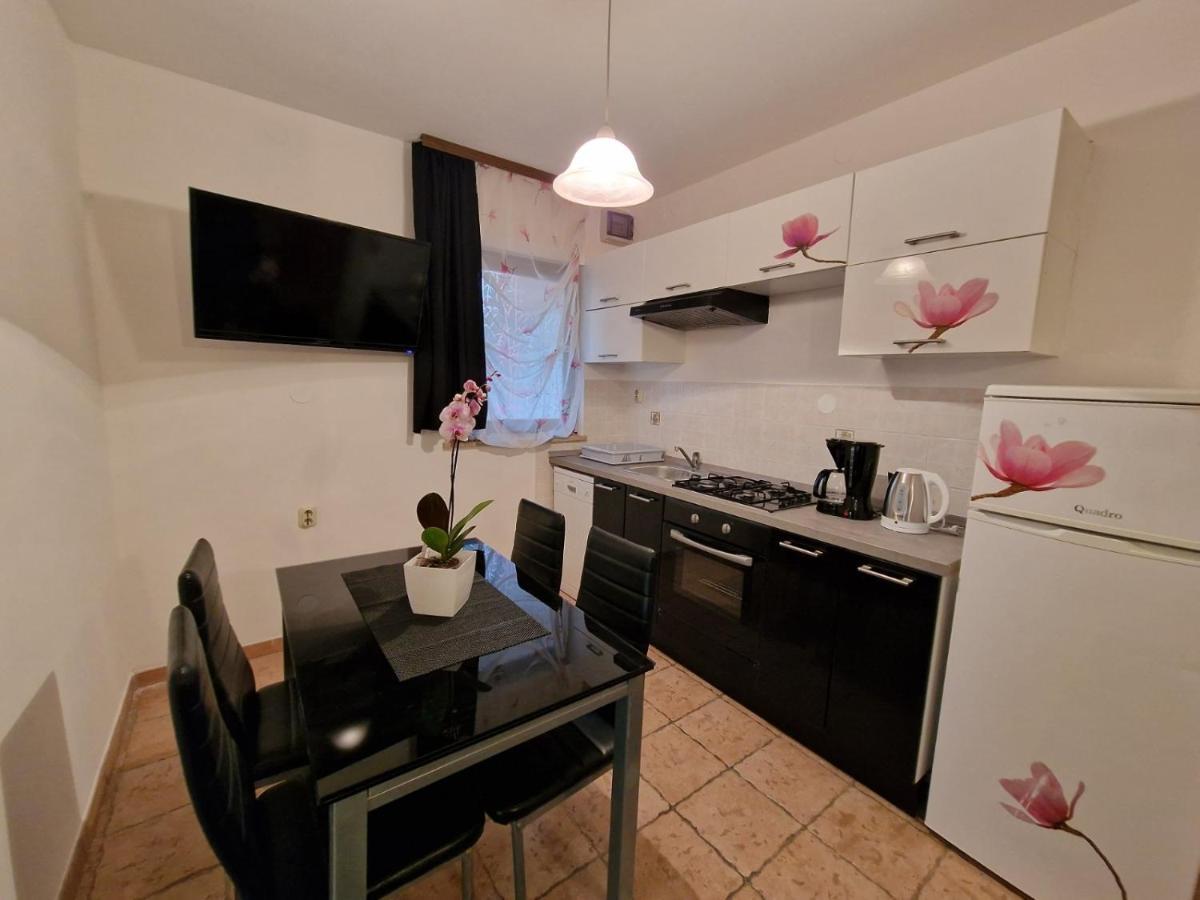 Apartman Sandro Motovun Dış mekan fotoğraf